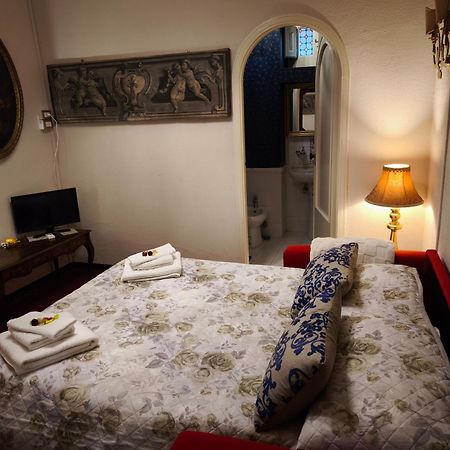 La Dimora Dell'Imperatore Catania Bagian luar foto