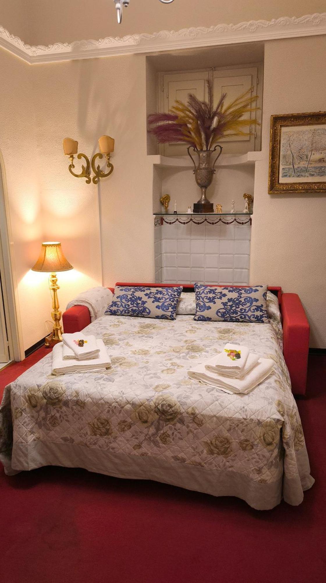 La Dimora Dell'Imperatore Catania Bagian luar foto